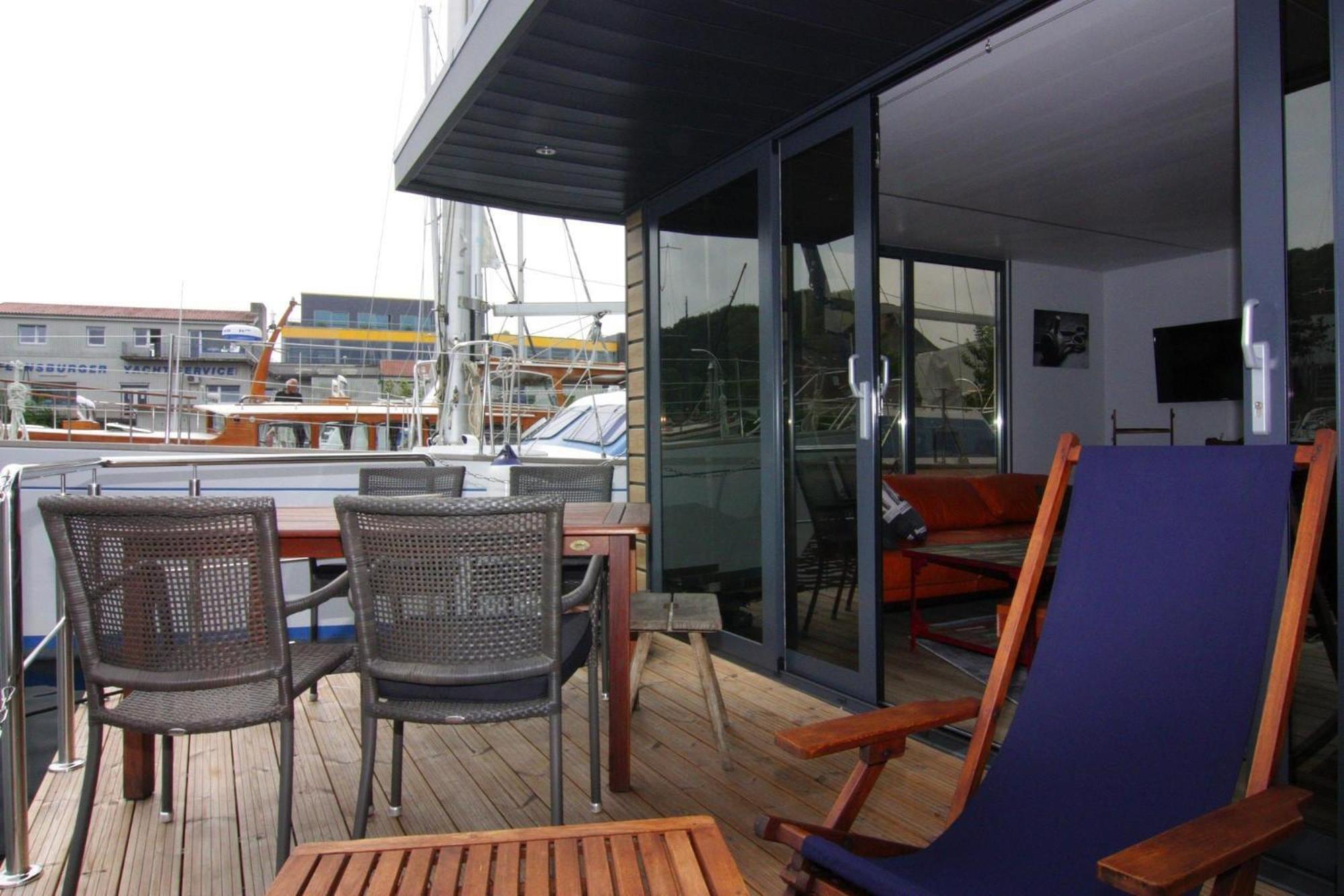 Houseboat Leni Flensburg Hotel Ngoại thất bức ảnh